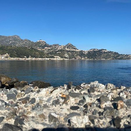 Chiara Home Apartment Giardini Naxos Dış mekan fotoğraf