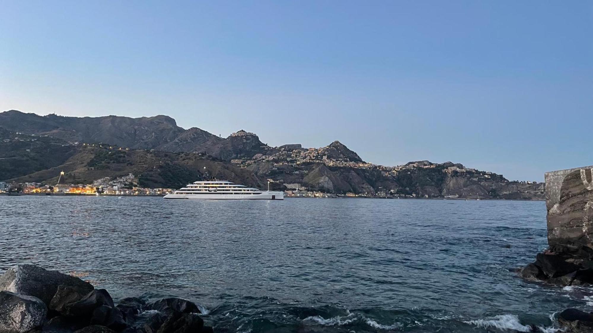 Chiara Home Apartment Giardini Naxos Dış mekan fotoğraf